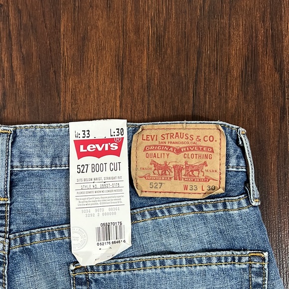 Levi’s Bootcut Blue Jeans Size: 33 NWT - Picture 7 of 9